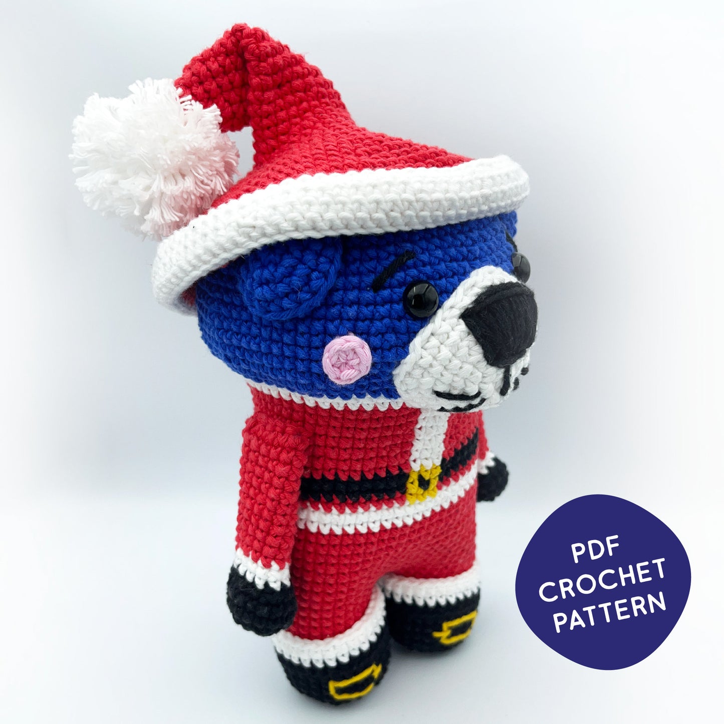 Santa Otis the otter - PDF crochet pattern
